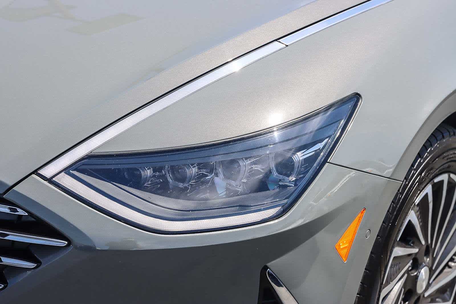 Thumbnail: 2023 Hyundai Sonata - 21