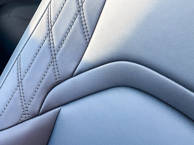 Thumbnail: 2025 Lexus UX - 26