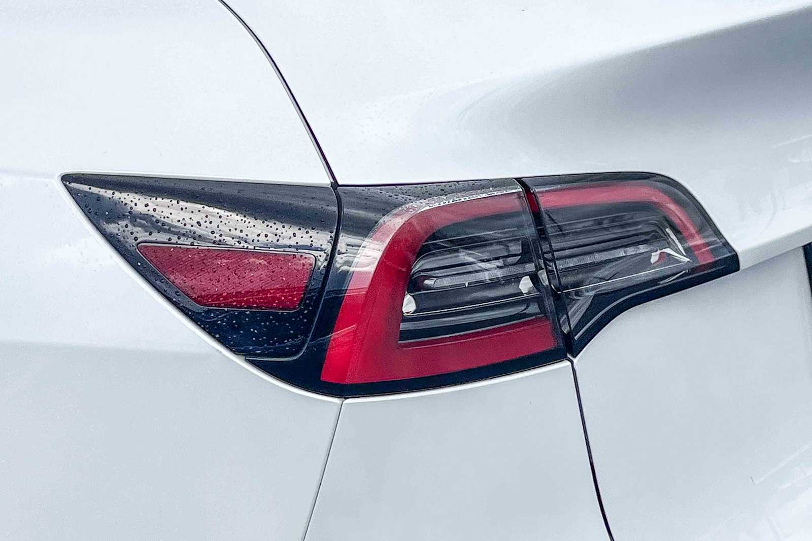 Thumbnail: 2023 Tesla Model Y - 8