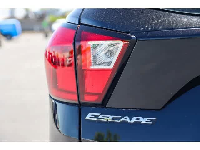 Thumbnail: 2019 Ford Escape - 8