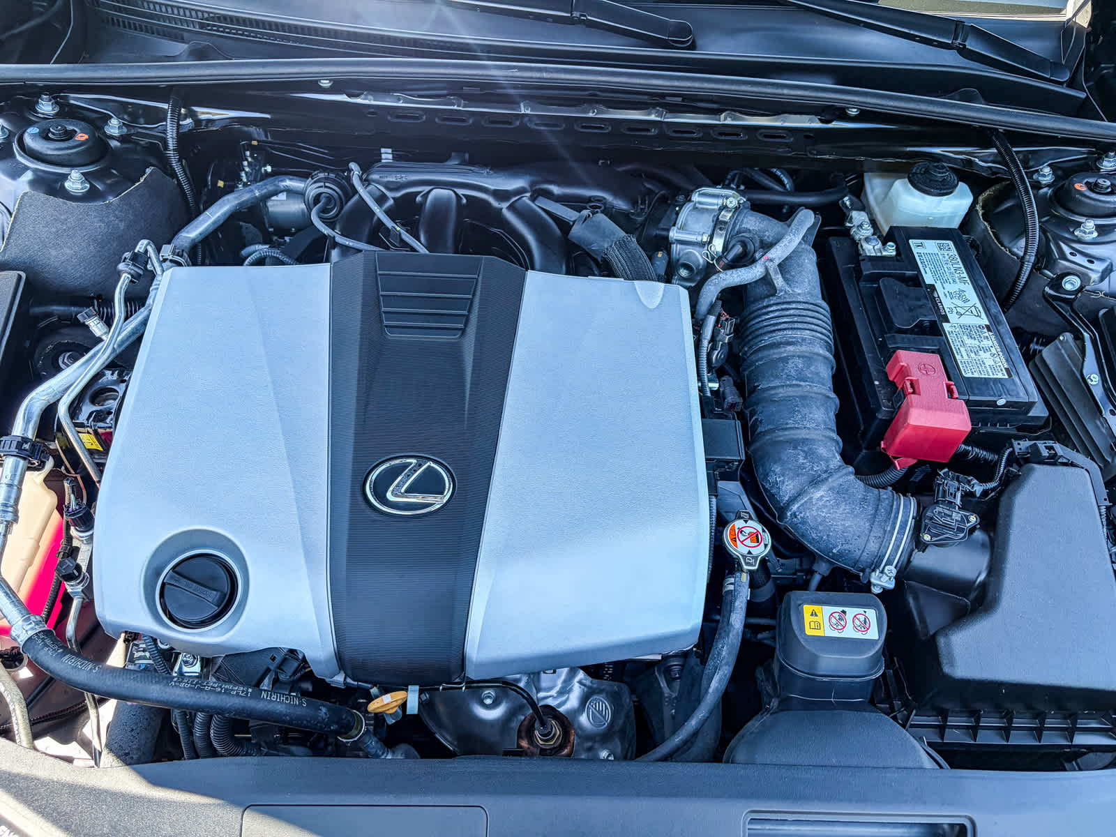 Thumbnail: 2025 Lexus ES - 27