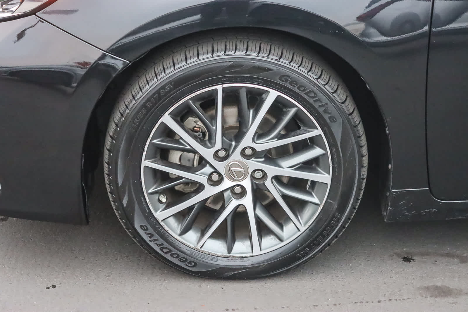 Thumbnail: 2017 Lexus ES - 9