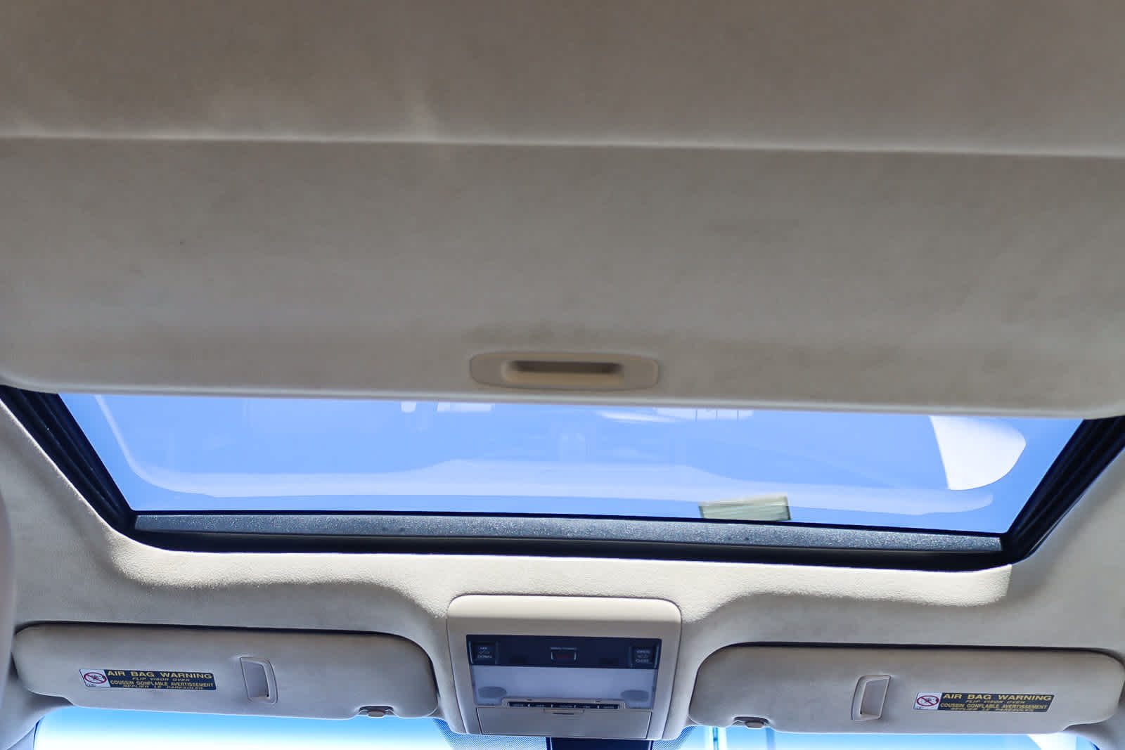 Thumbnail: 2014 Lexus LS - 15