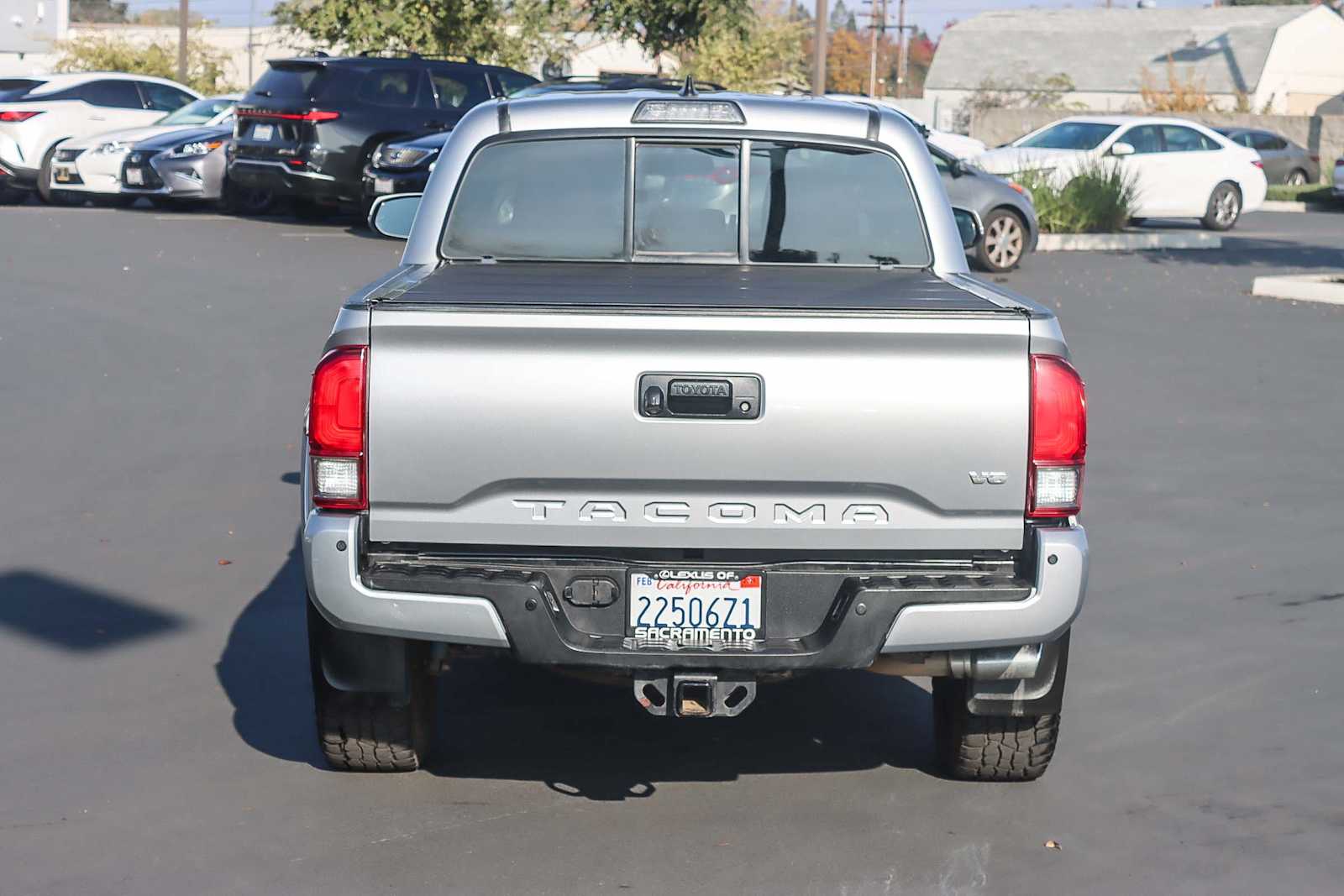2016 Toyota Tacoma TRD Sport V6 photo 3