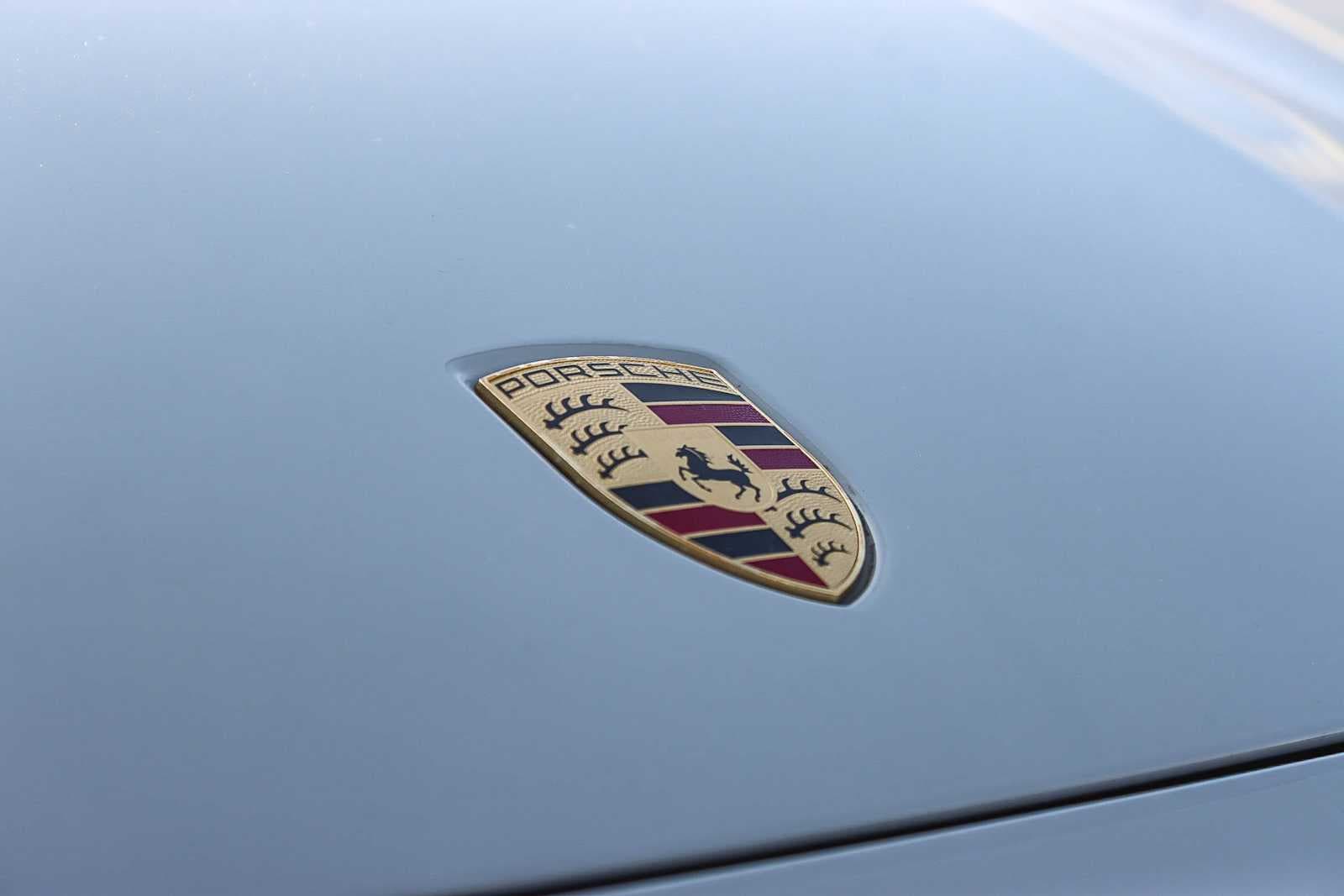 Thumbnail: 2018 Porsche Panamera - 9