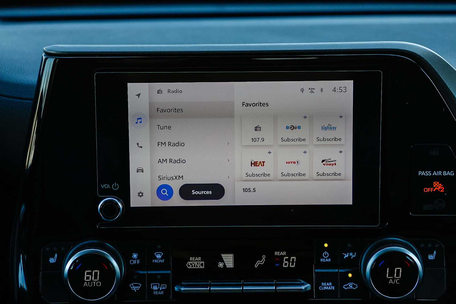 Thumbnail: 2023 Toyota Highlander - 19