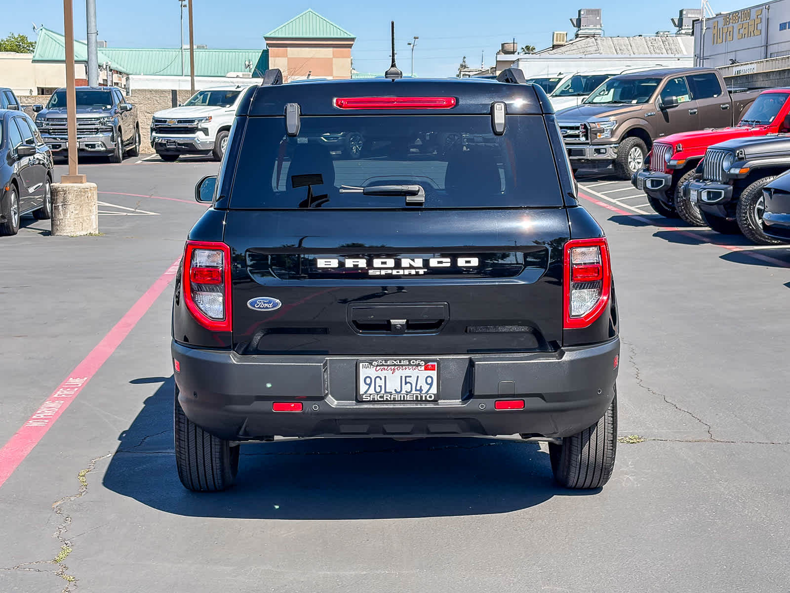 2023 Ford Bronco Sport Outer Banks photo 2