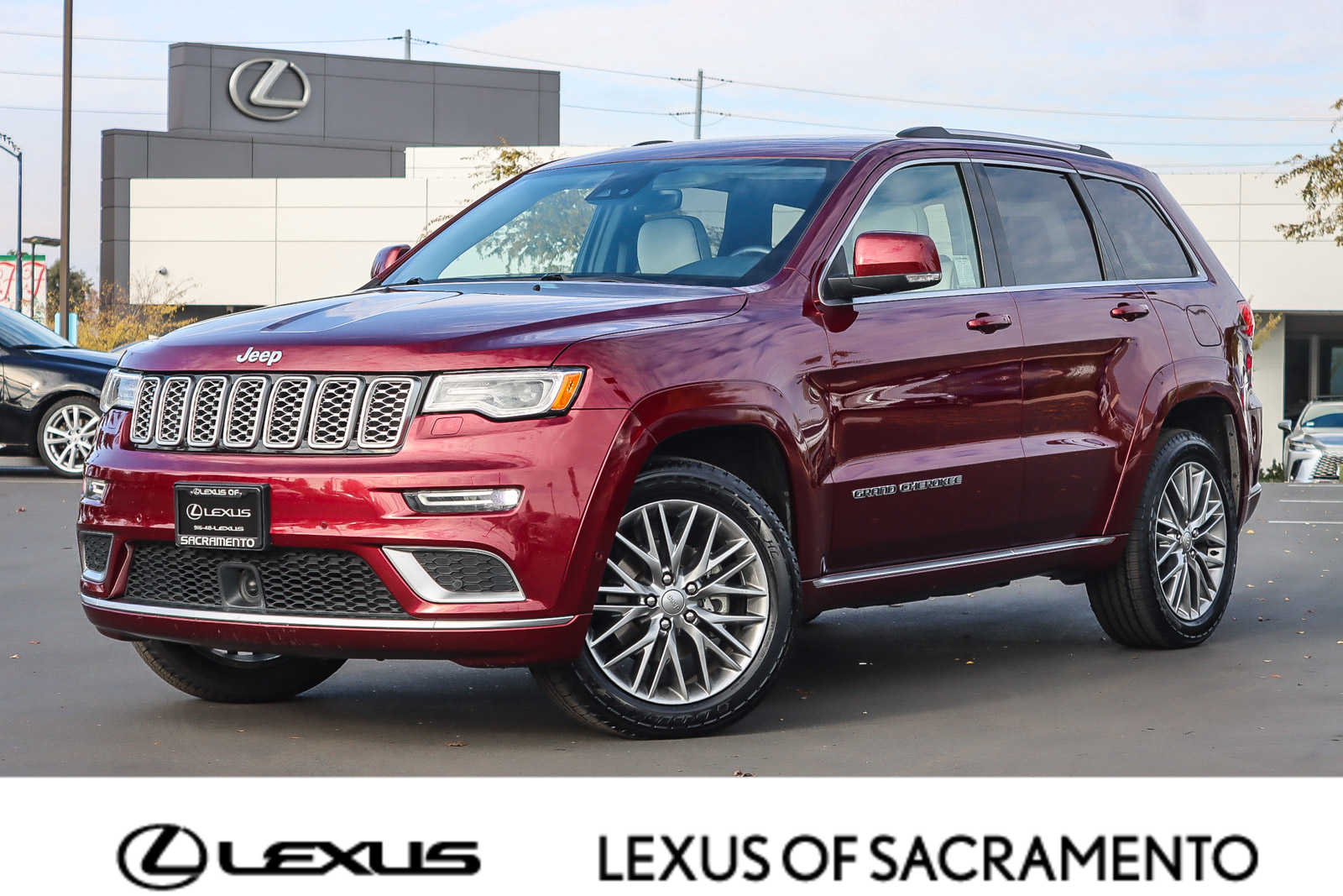 Thumbnail: 2017 Jeep Grand Cherokee - 1