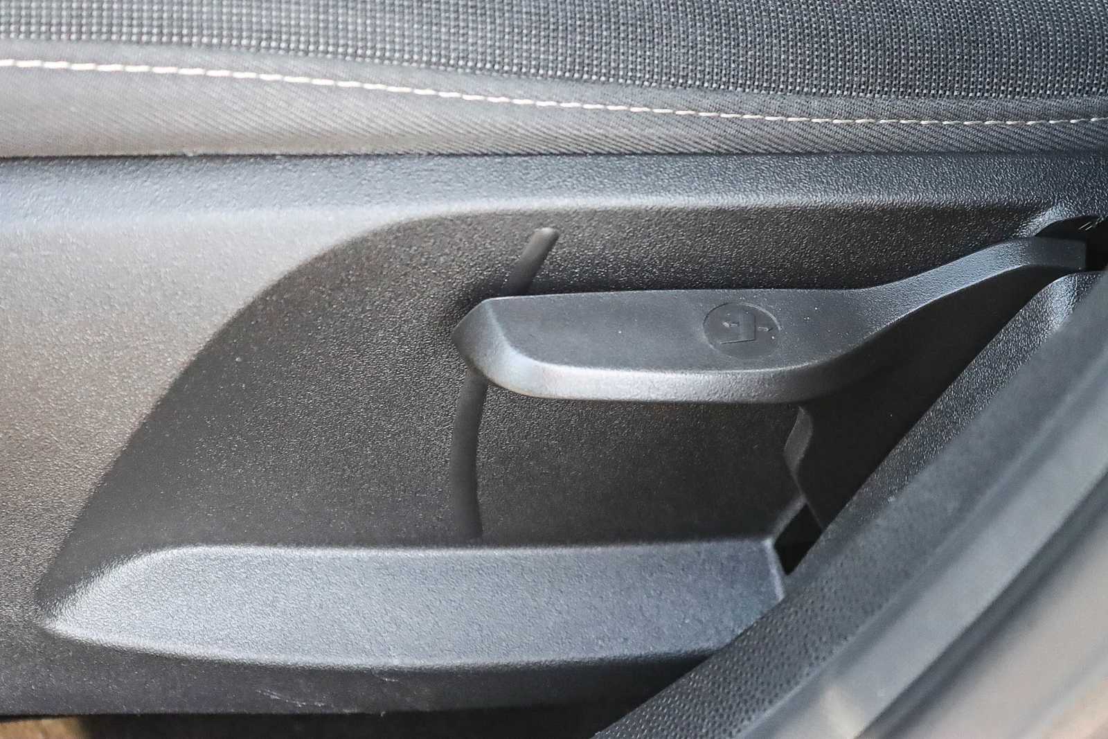 Thumbnail: 2016 Ford Fiesta - 20