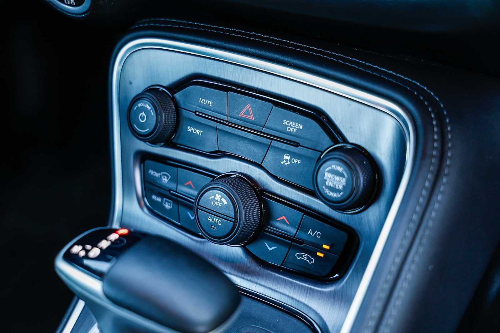 Thumbnail: 2018 Dodge Challenger - 17