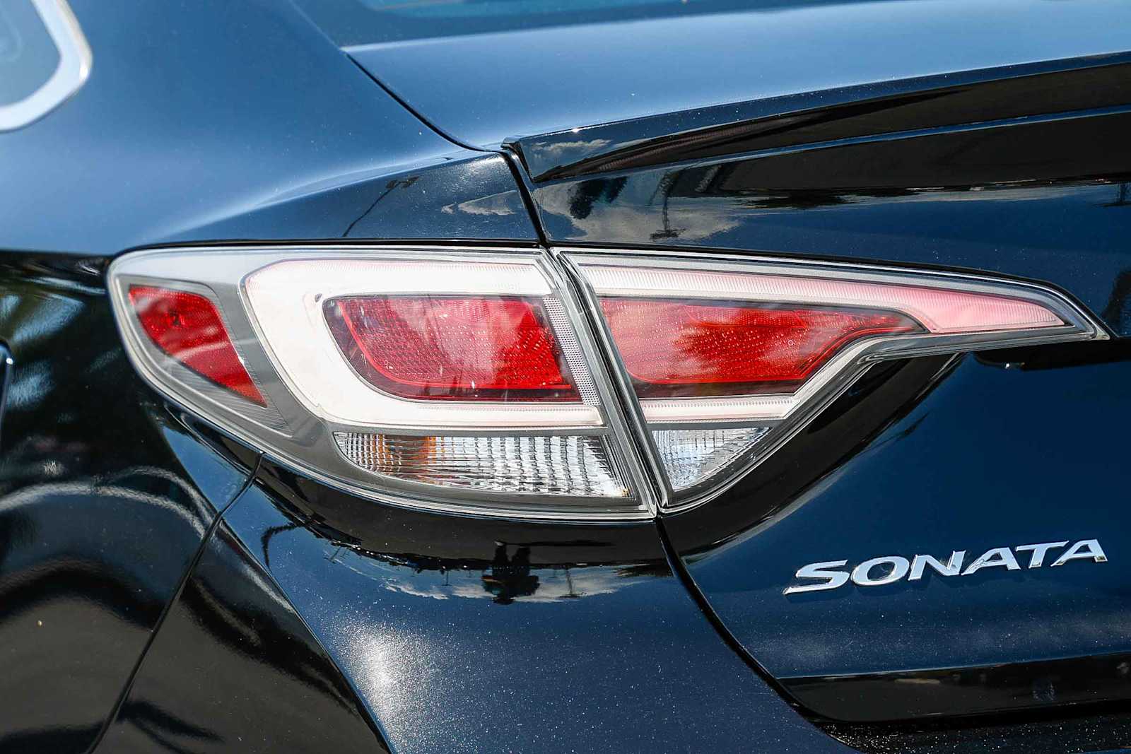 Thumbnail: 2017 Hyundai Sonata - 11