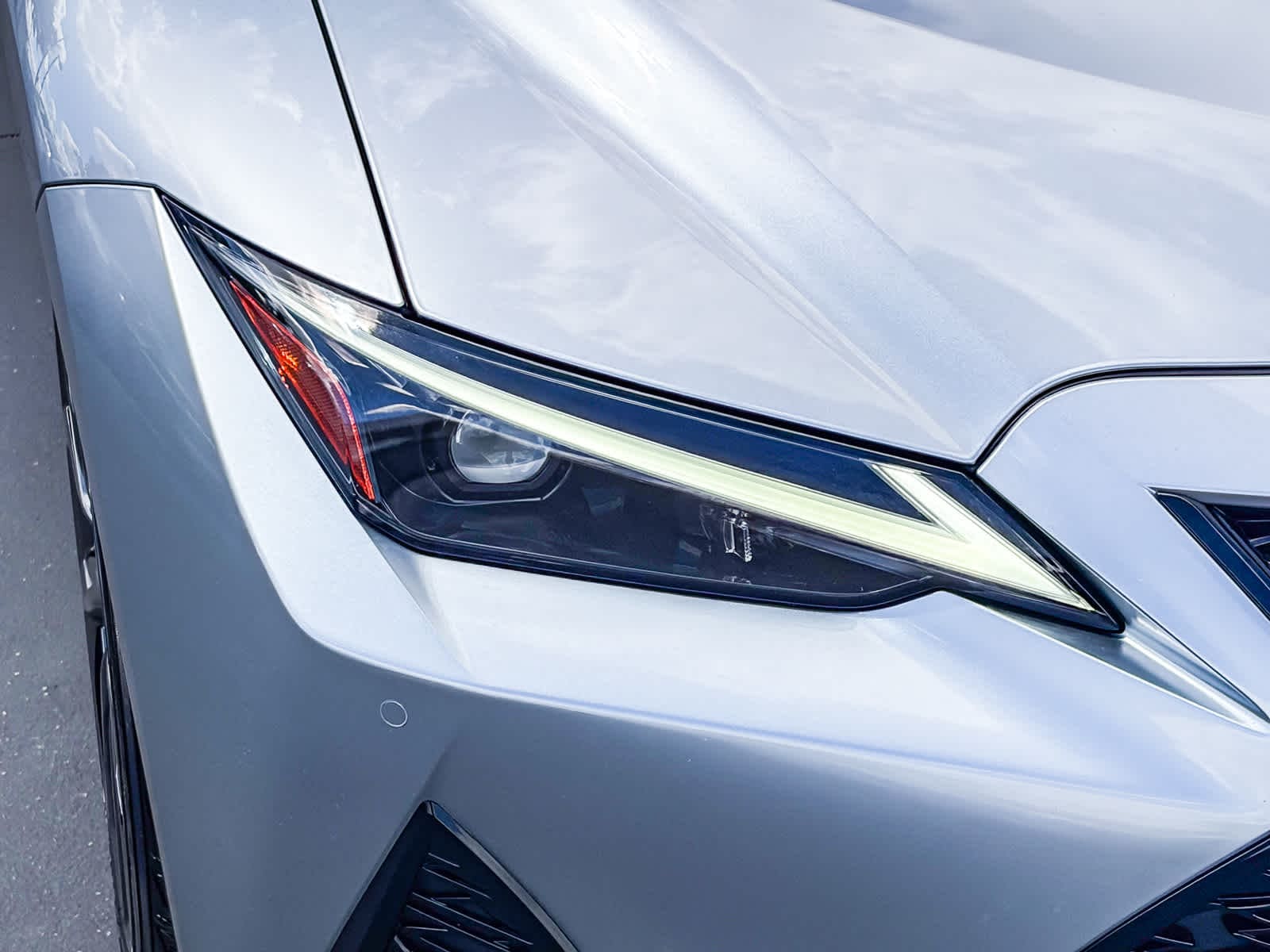 2024 LEXUS IS 350 F SPORT photo 6