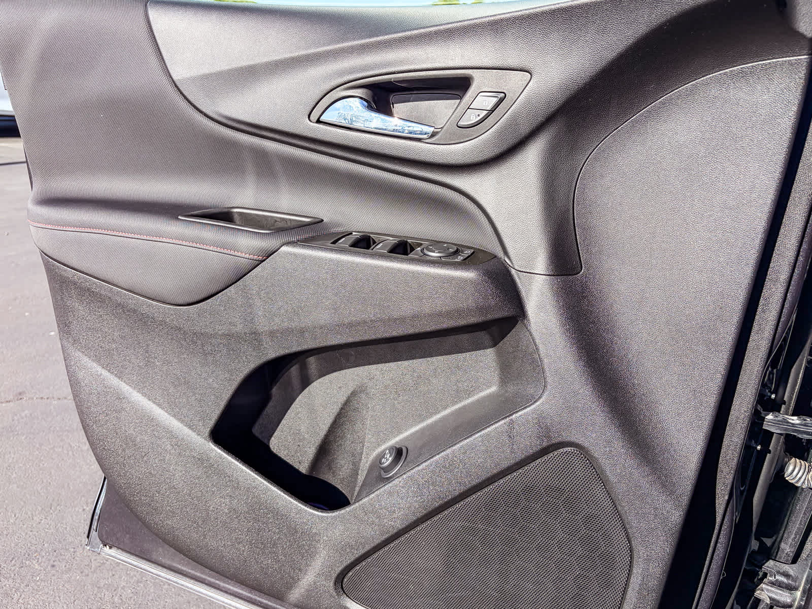 Thumbnail: 2022 Chevrolet Equinox - 19