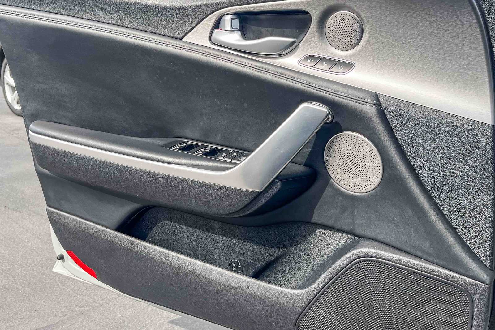 Thumbnail: 2019 Kia Stinger - 19