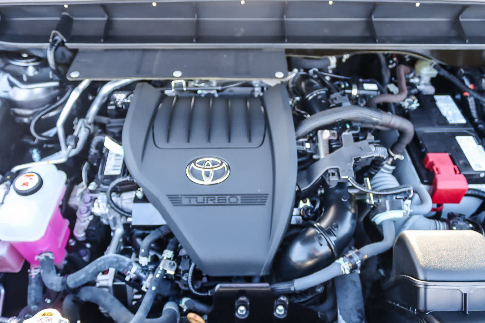 Thumbnail: 2023 Toyota Highlander - 28
