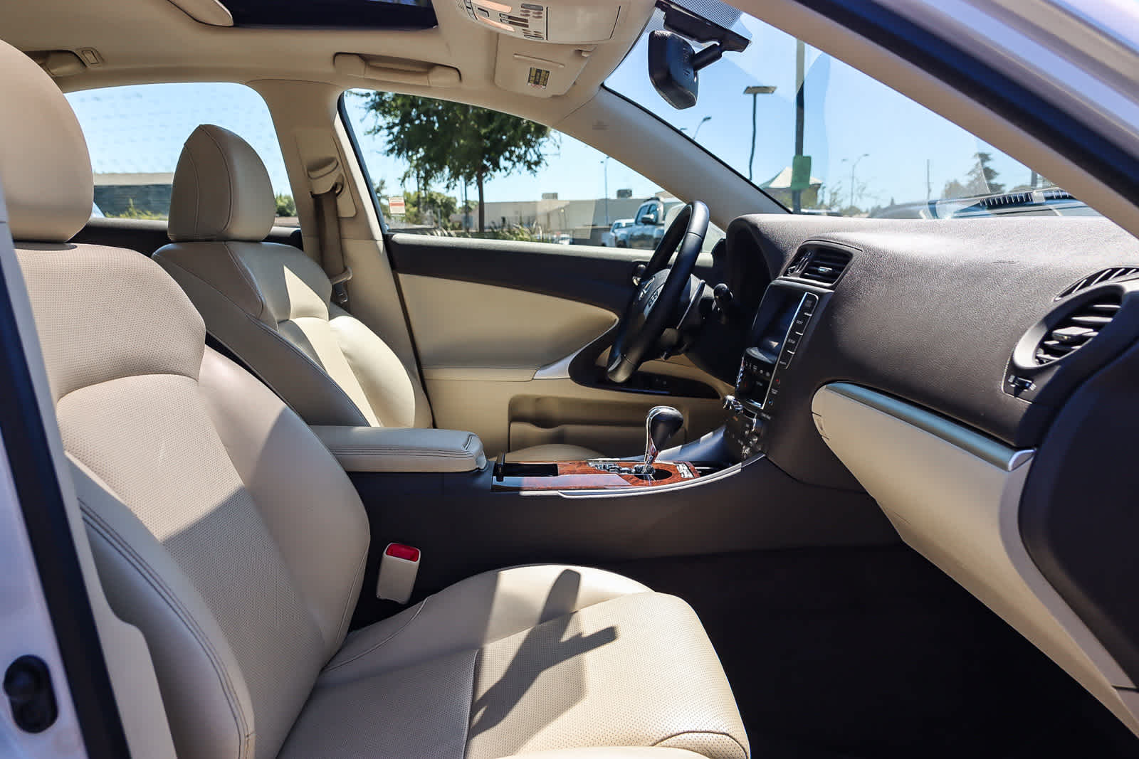 Thumbnail: 2012 Lexus IS - 17