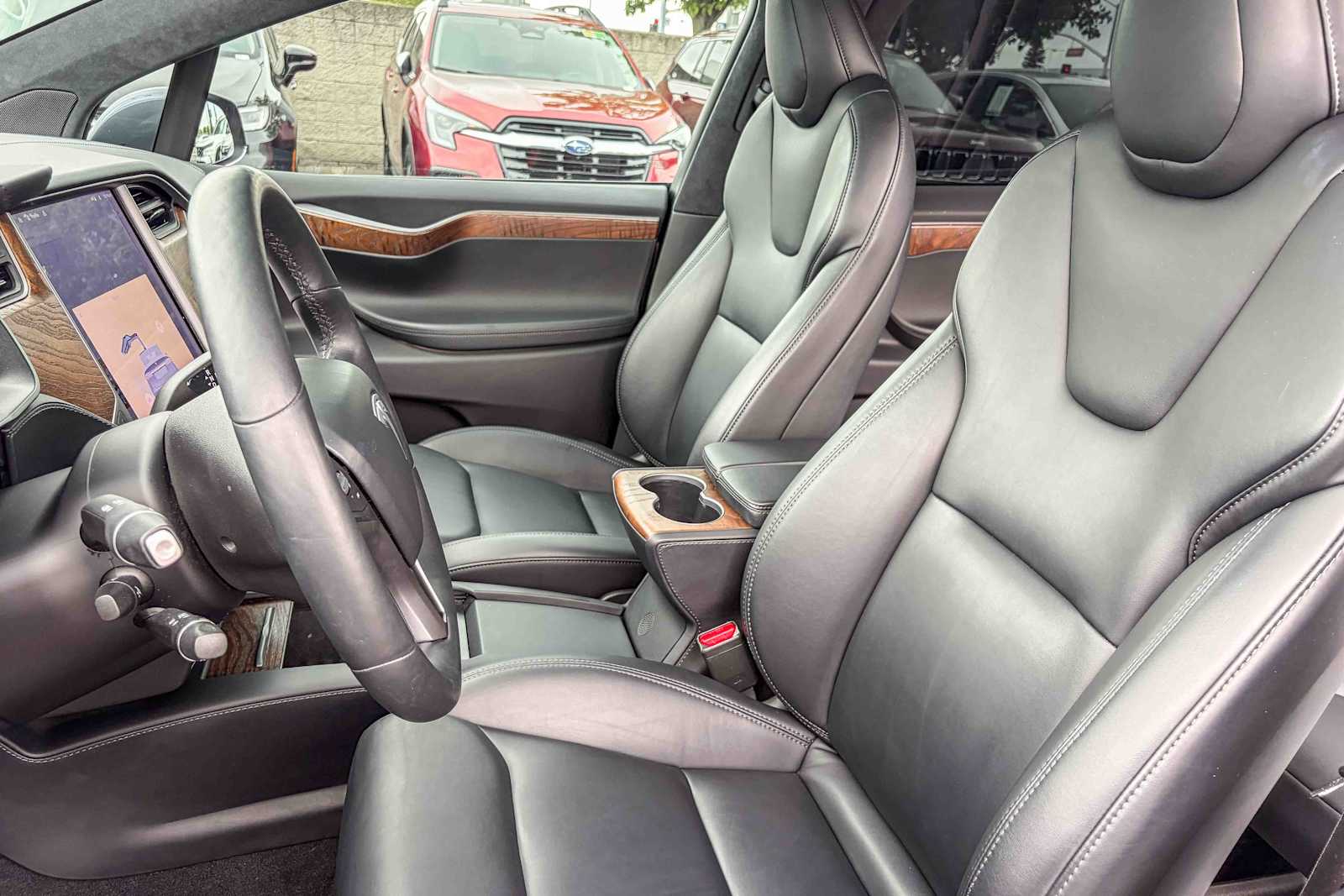 Thumbnail: 2020 Tesla Model X - 16