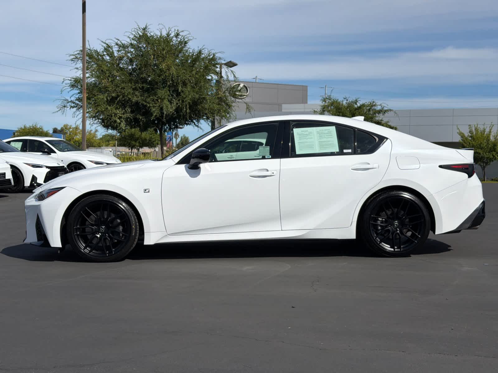 2024 Lexus IS 350 F SPORT - Photo 9