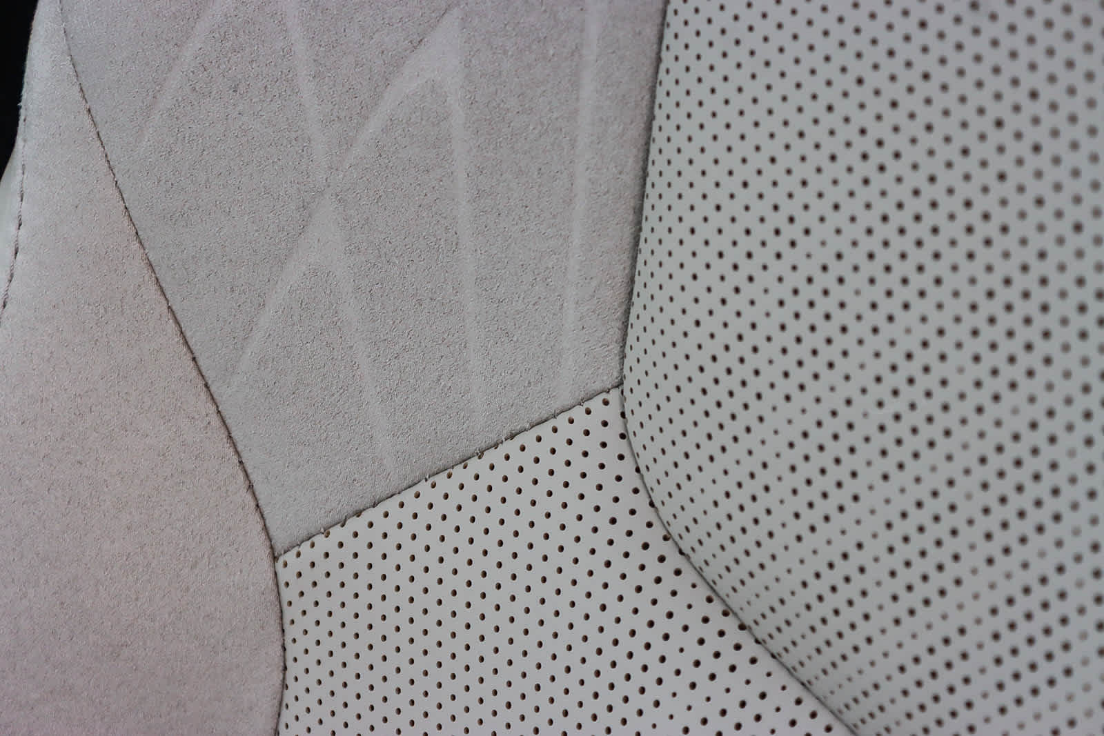 Thumbnail: 2025 Lexus RX - 24