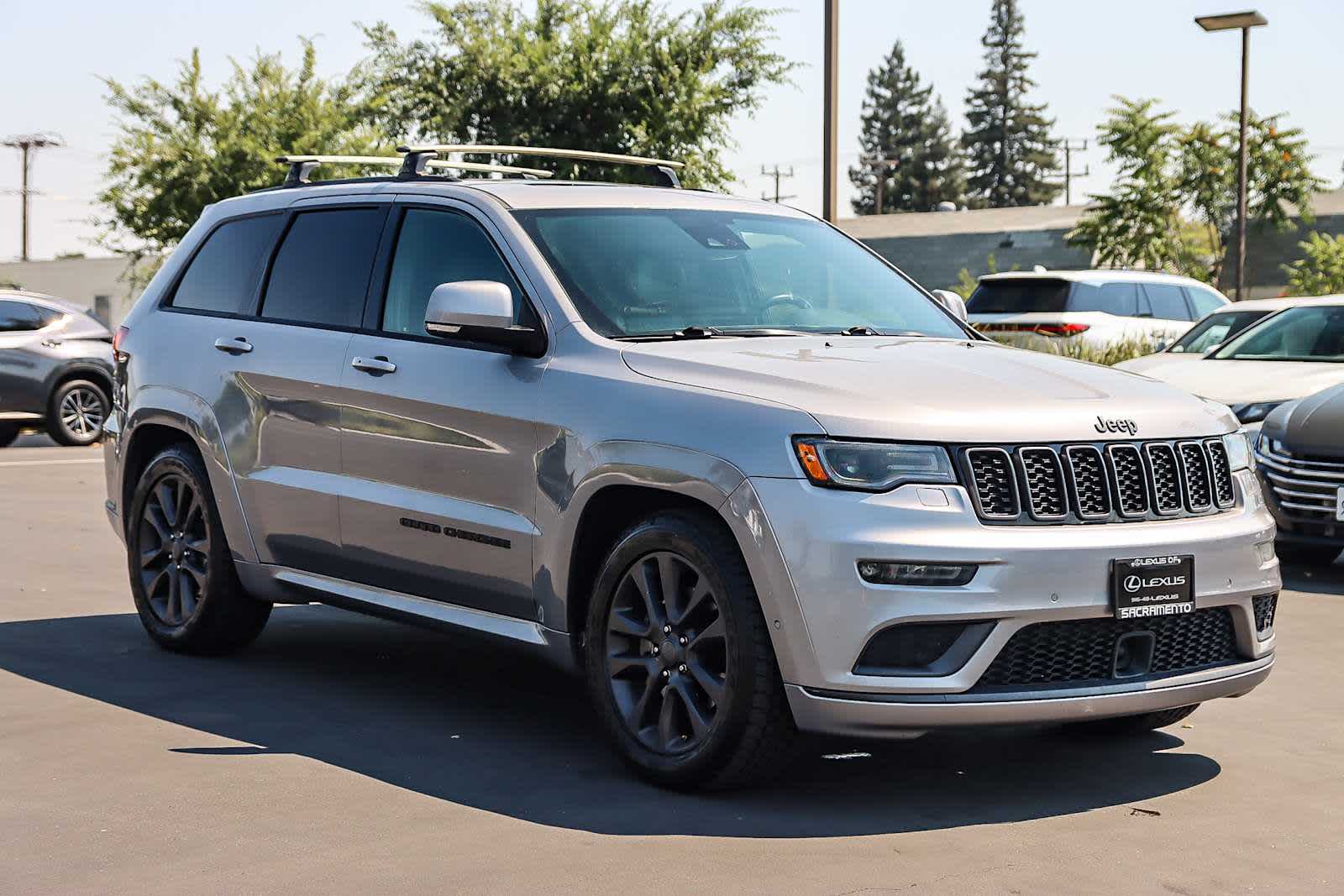 Thumbnail: 2018 Jeep Grand Cherokee - 7