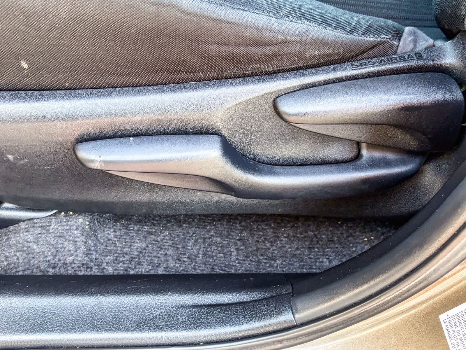 Thumbnail: 2015 Toyota RAV4 - 19