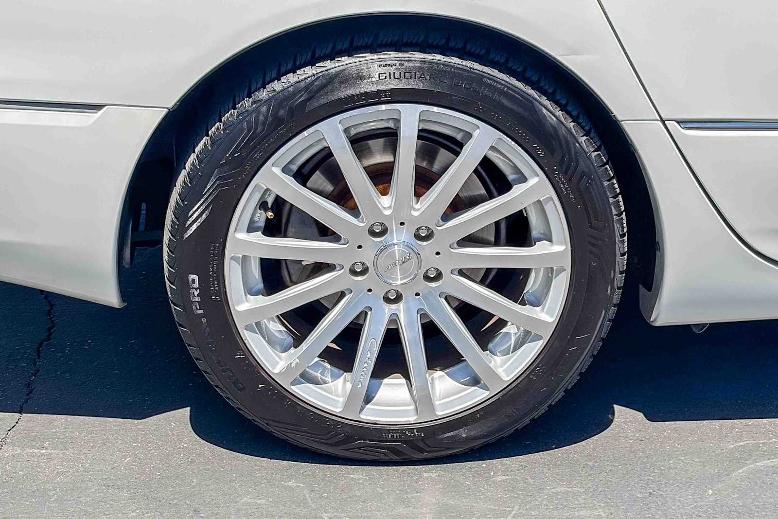 Thumbnail: 2006 Lexus LS - 10