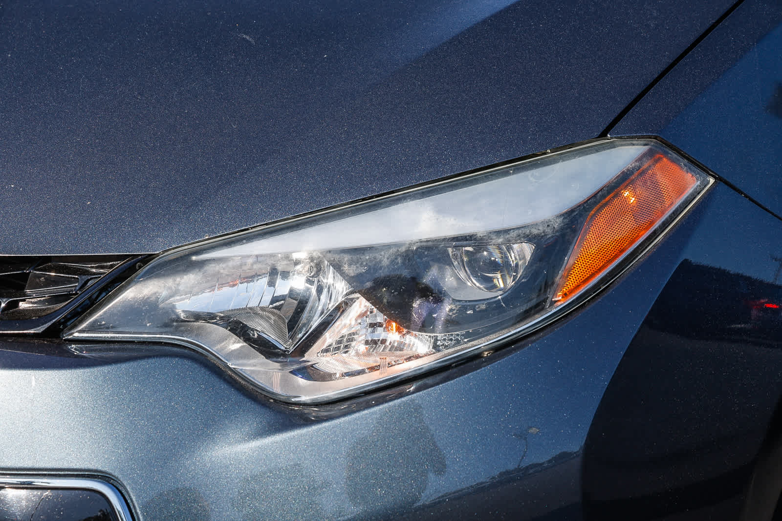 Thumbnail: 2015 Toyota Corolla - 8