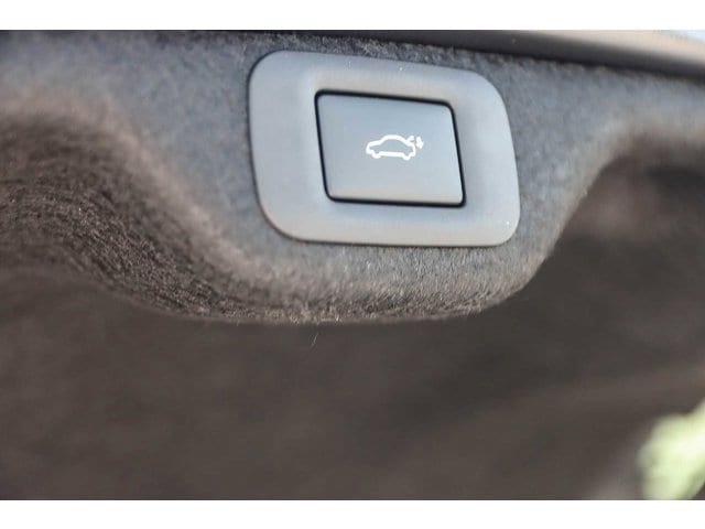 Thumbnail: 2025 Lexus ES - 28