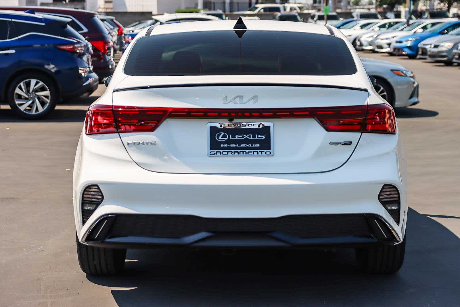 Thumbnail: 2024 Kia Forte - 4