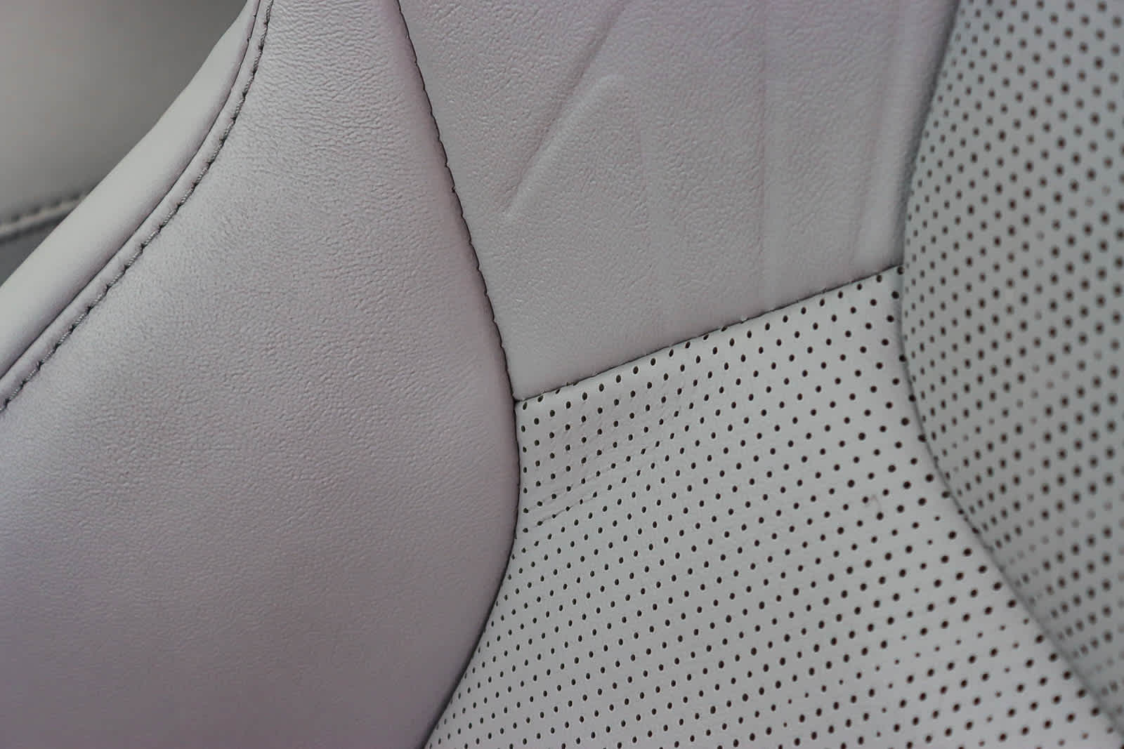 Thumbnail: 2024 Lexus RX - 25