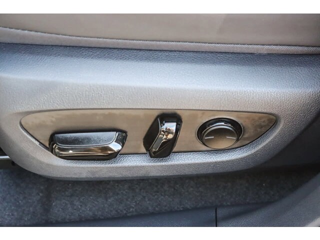 Thumbnail: 2025 Lexus RX - 22