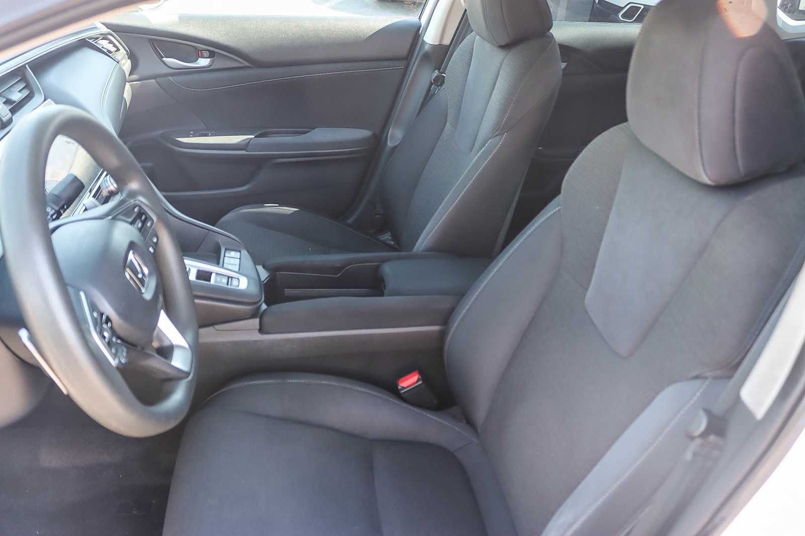 Thumbnail: 2021 Honda Insight - 16