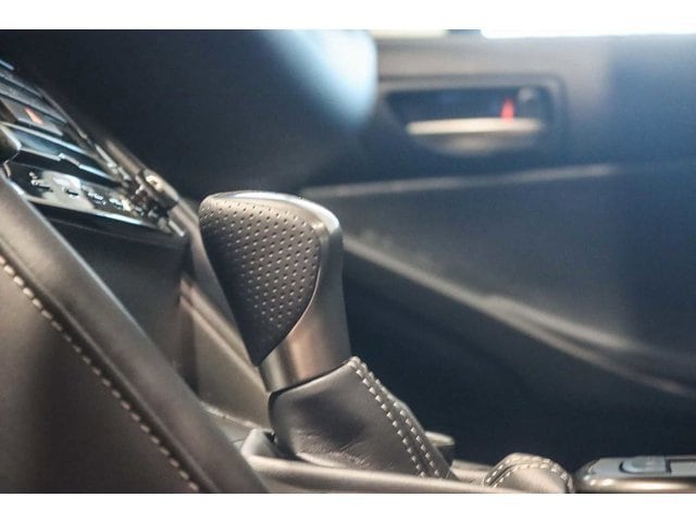 Thumbnail: 2025 Lexus IS - 22