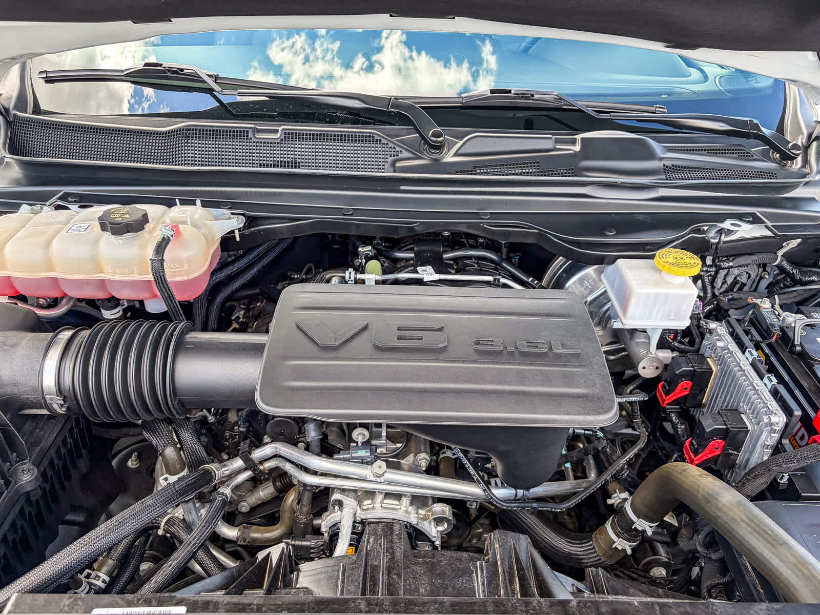 Thumbnail: 2022 RAM 1500 - 25