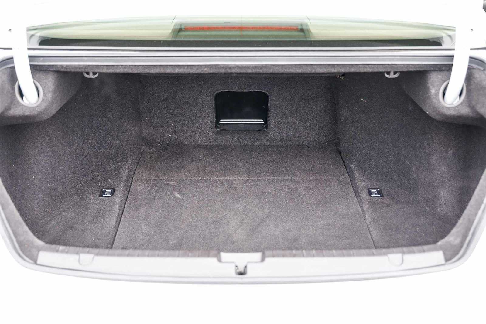 Thumbnail: 2018 Acura RLX - 26