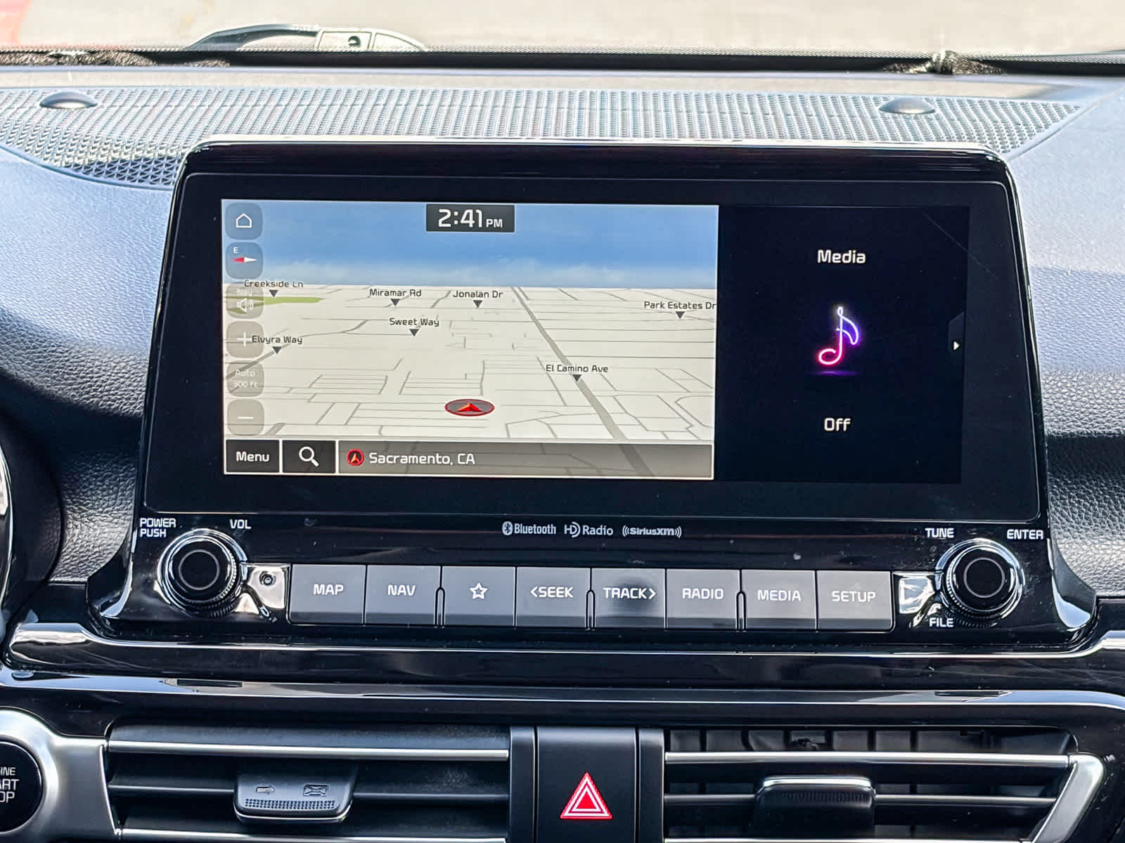 Thumbnail: 2023 Kia Seltos - 13