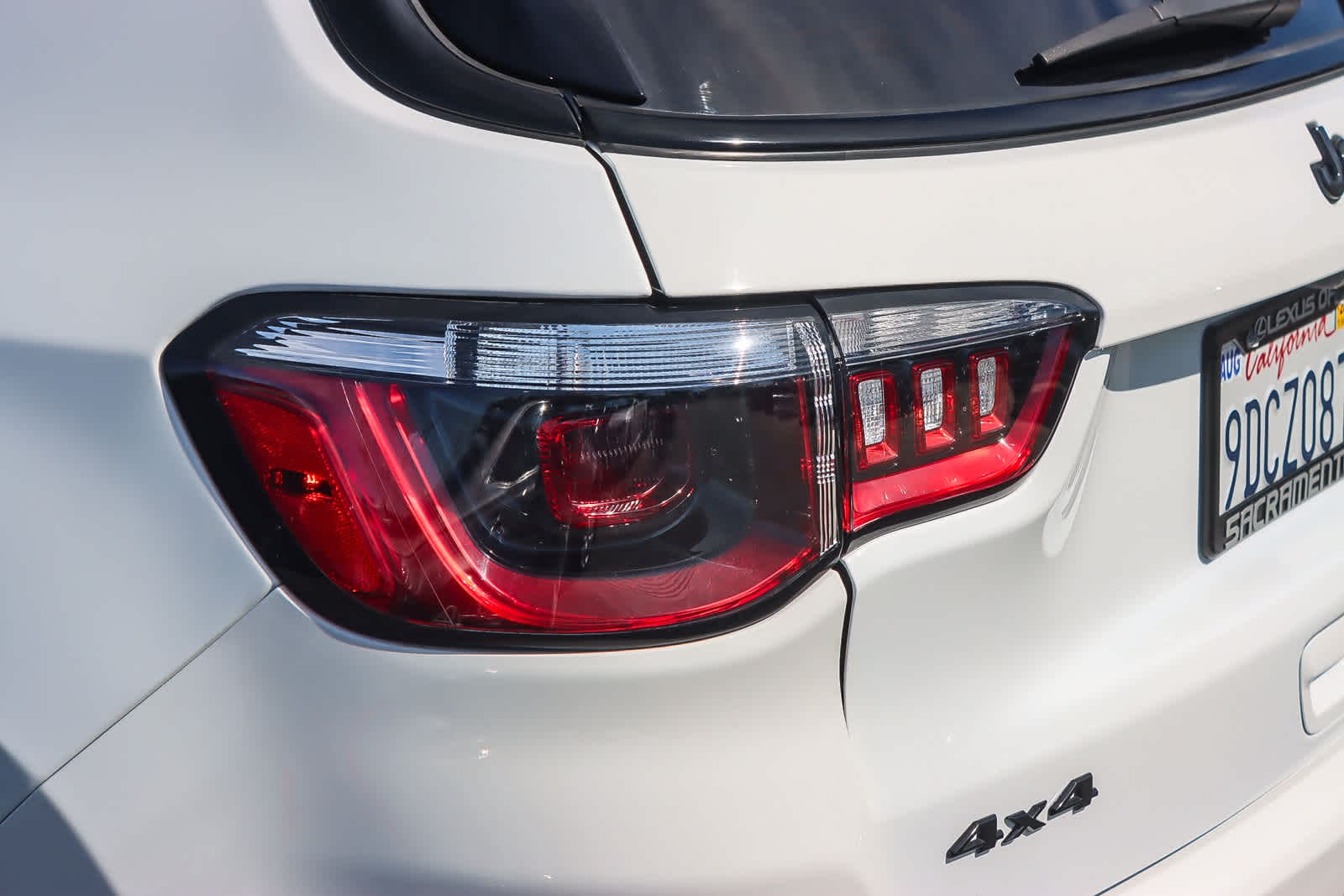 Thumbnail: 2022 Jeep Compass - 8