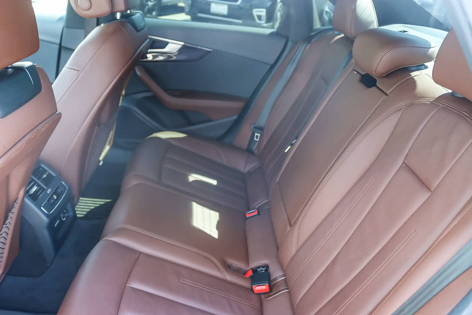 Thumbnail: 2019 Audi A4 - 18