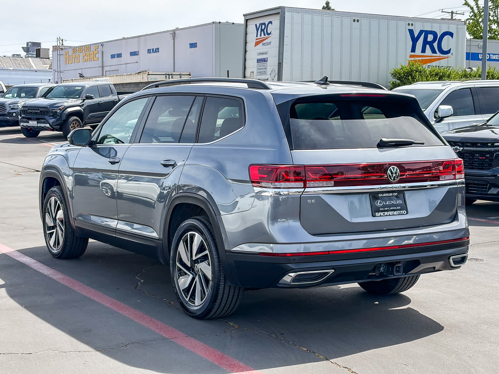 Thumbnail: 2024 Volkswagen Atlas - 2