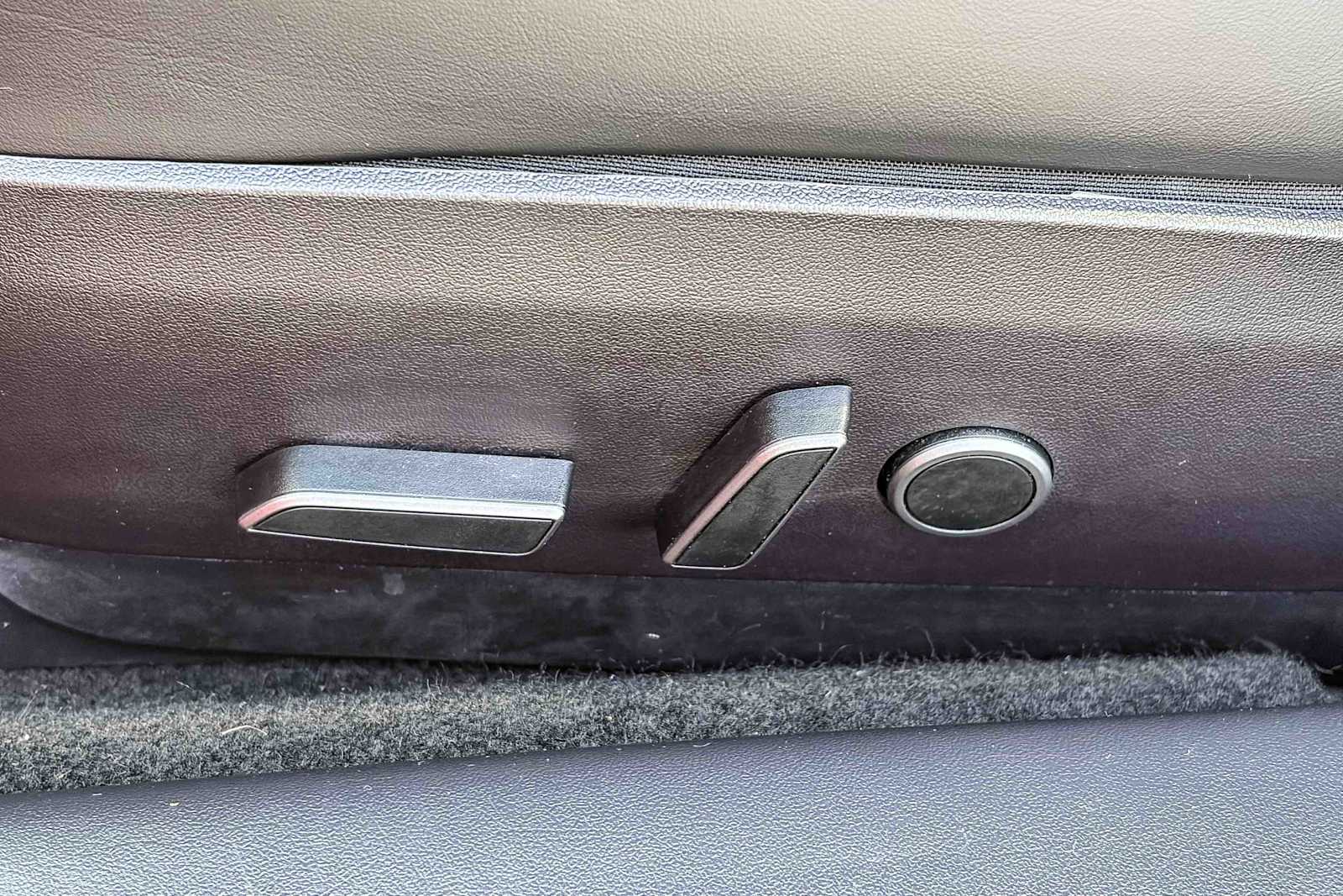 Thumbnail: 2022 Tesla Model 3 - 20