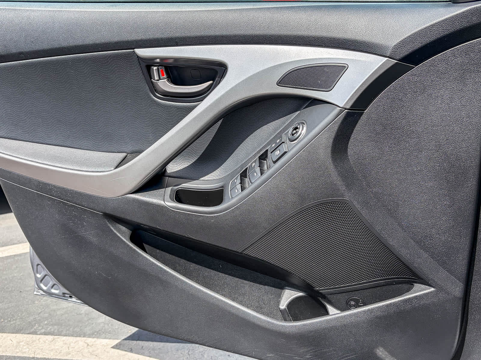 Thumbnail: 2011 Hyundai Elantra - 20