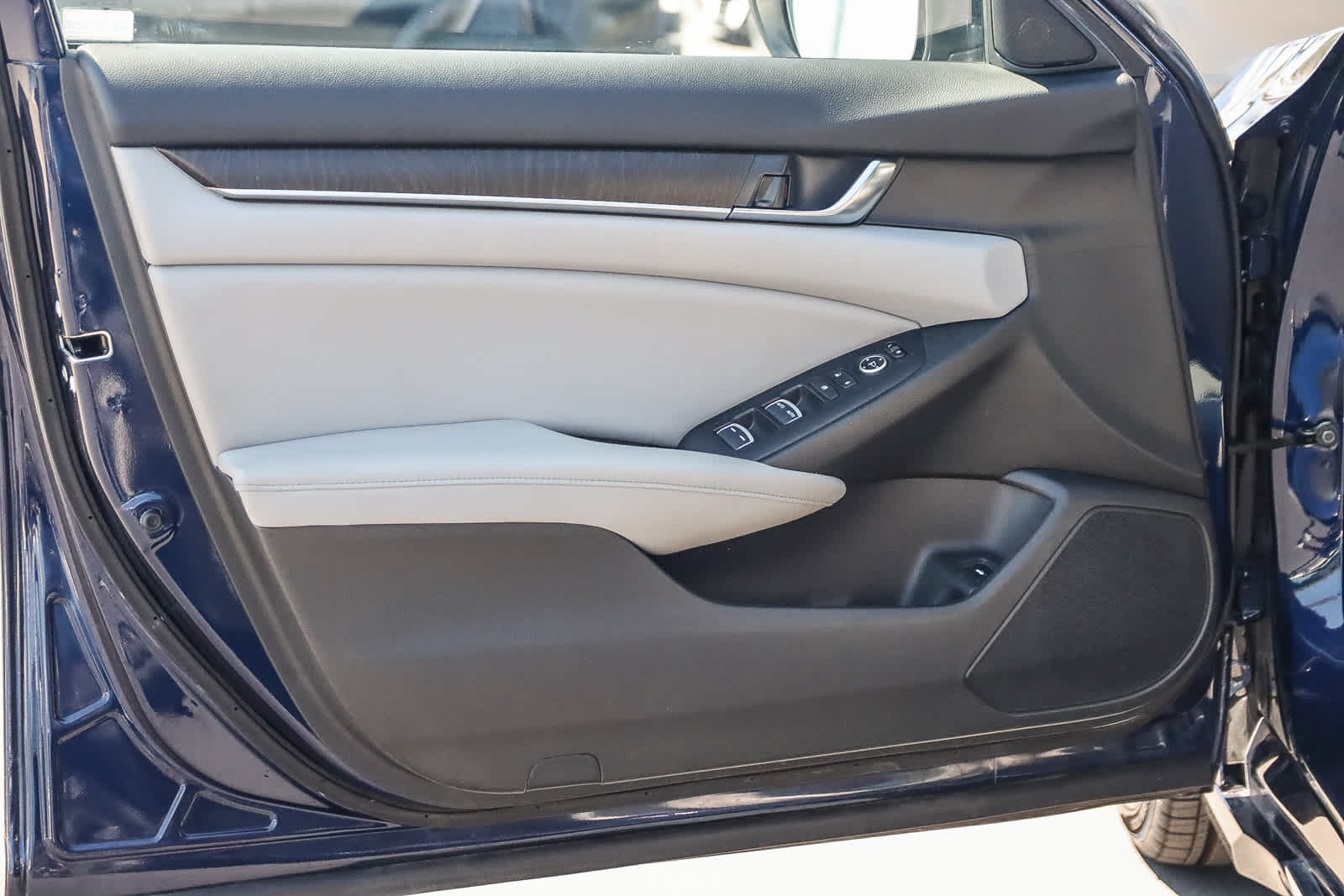 Thumbnail: 2018 Honda Accord - 20