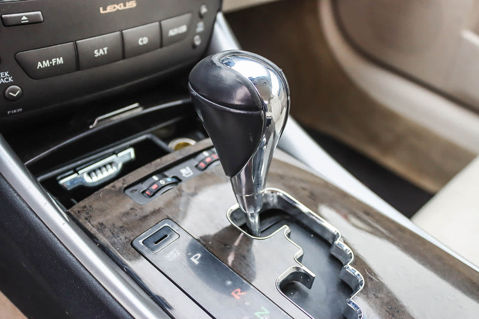 Thumbnail: 2010 Lexus IS - 18