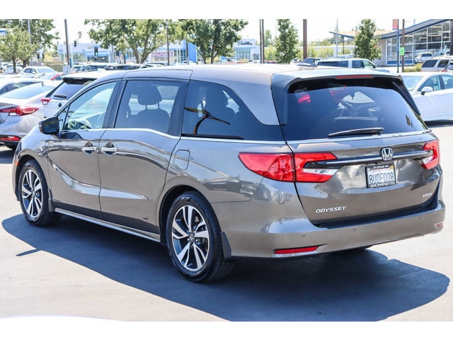 Used 2021 Honda Odyssey Touring with VIN 5FNRL6H89MB030780 for sale in Sacramento, CA