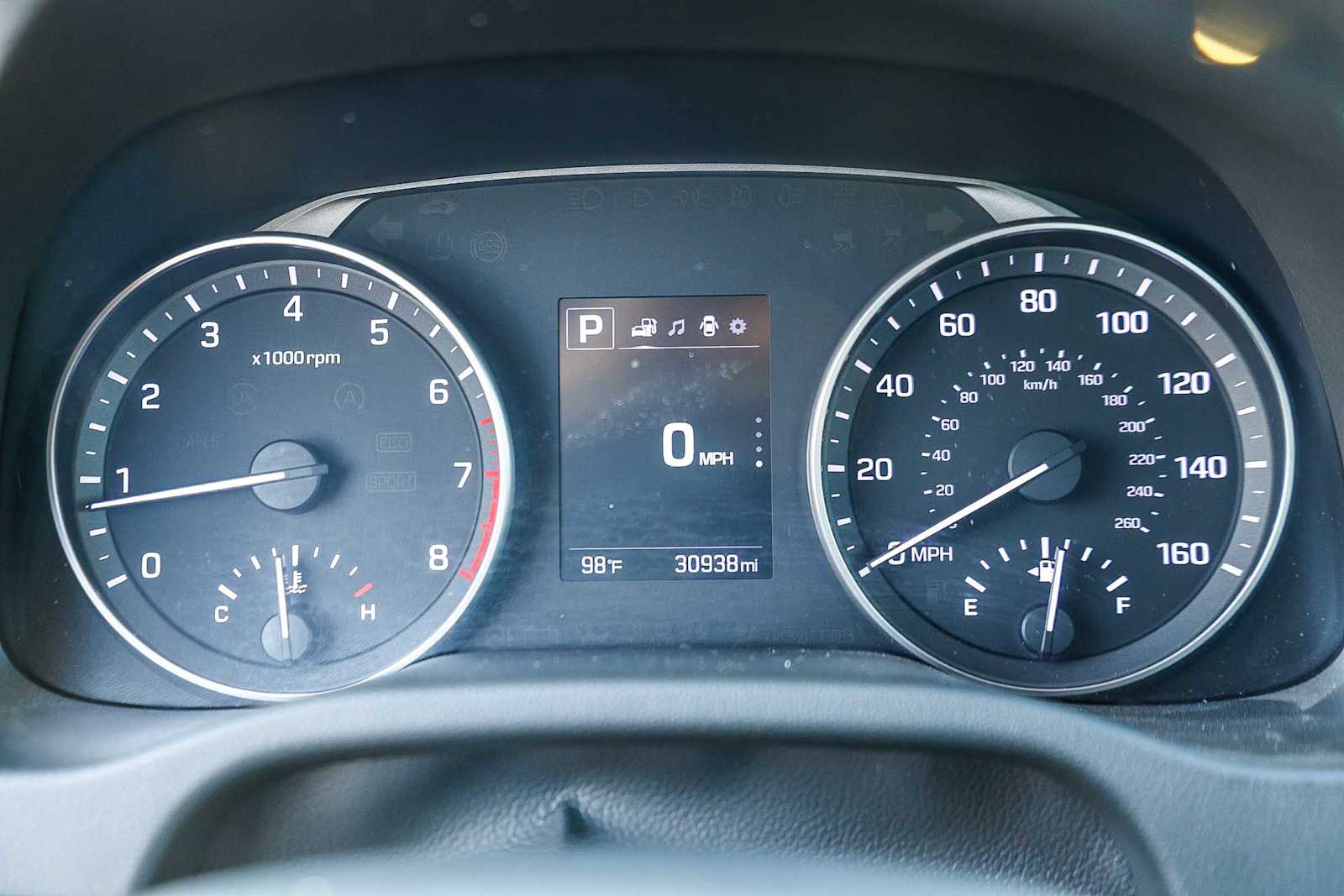 Thumbnail: 2017 Hyundai Elantra - 23