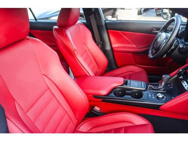 Thumbnail: 2025 Lexus IS - 32