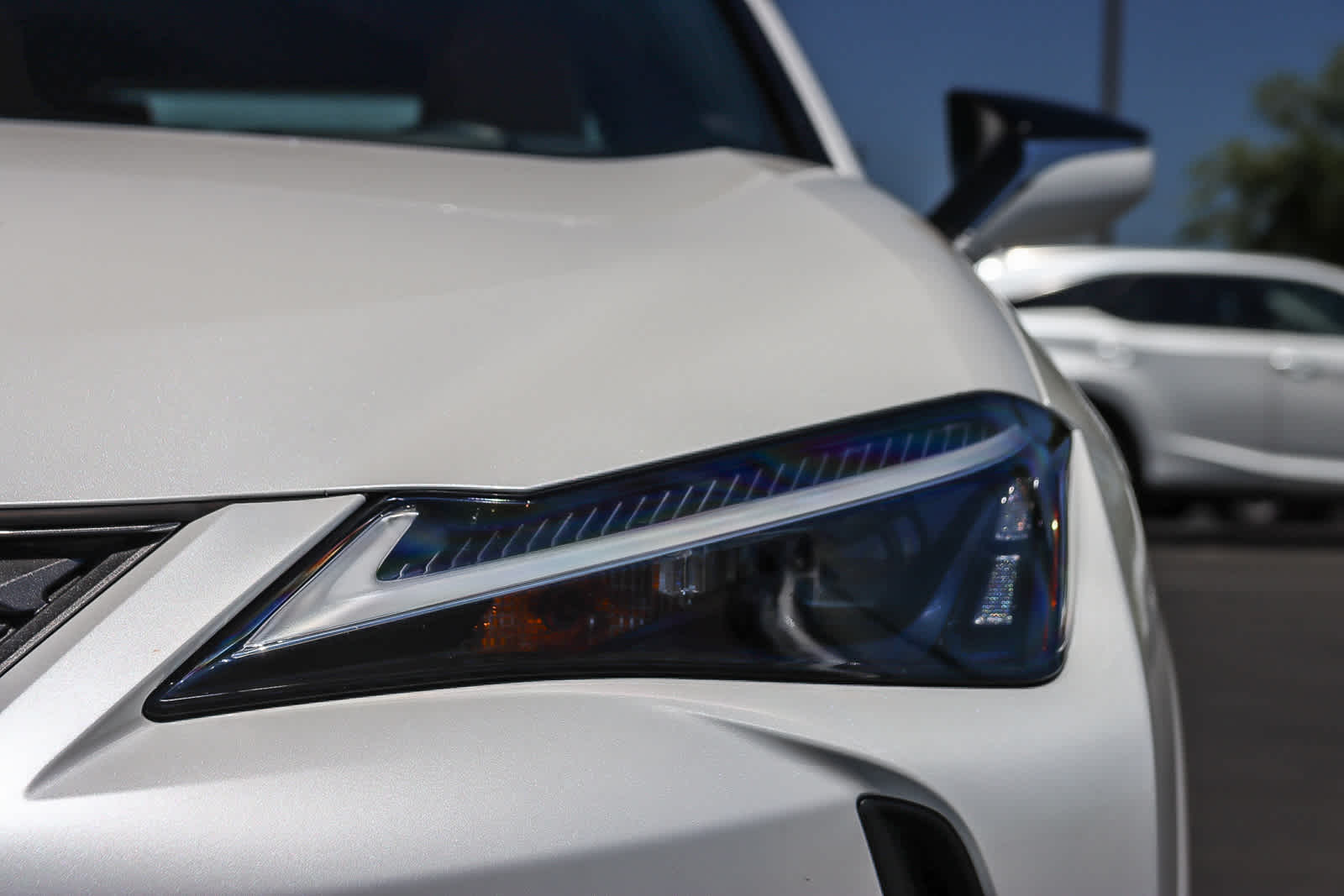 Thumbnail: 2025 Lexus UX - 8