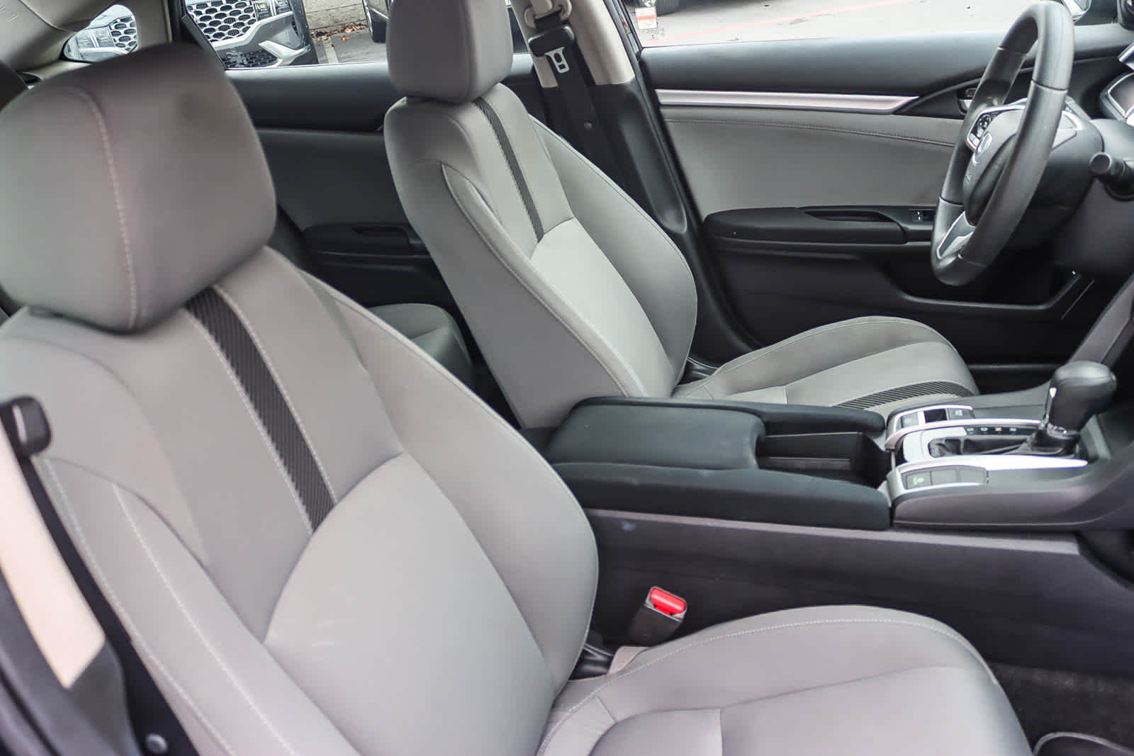 Thumbnail: 2017 Honda Civic - 16