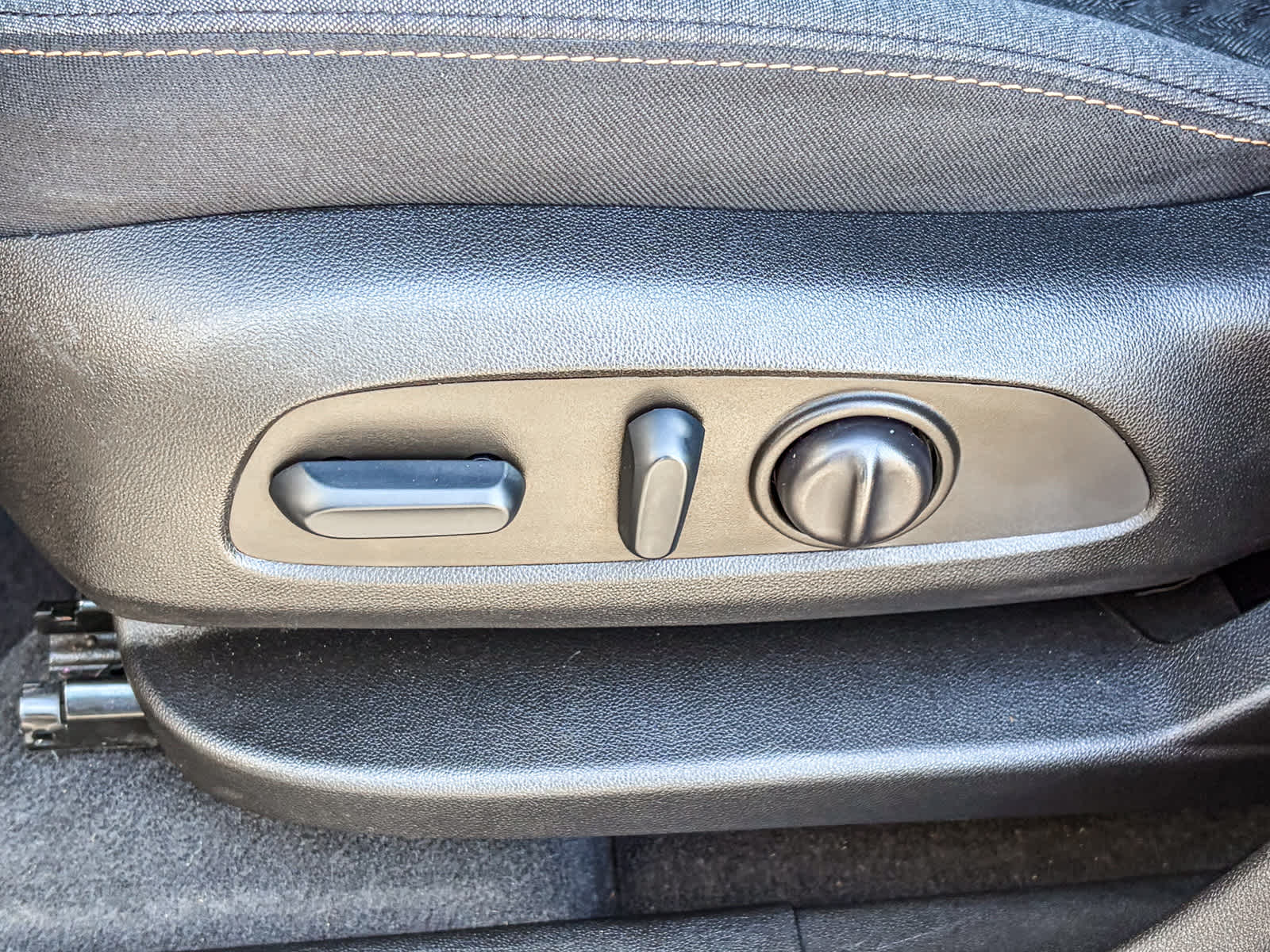 Thumbnail: 2022 Chevrolet Equinox - 20