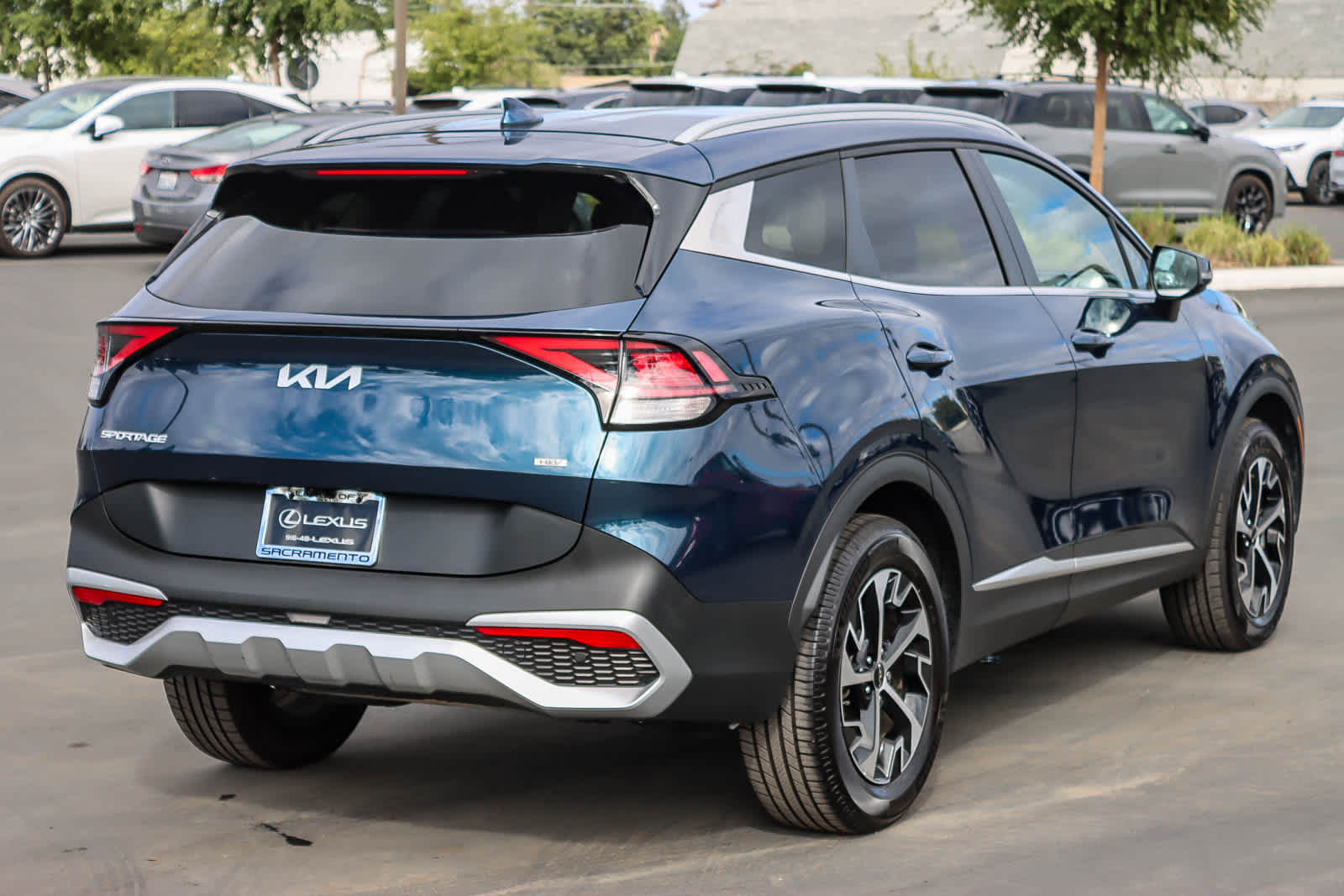 2023 Kia Sportage Hybrid EX photo 4
